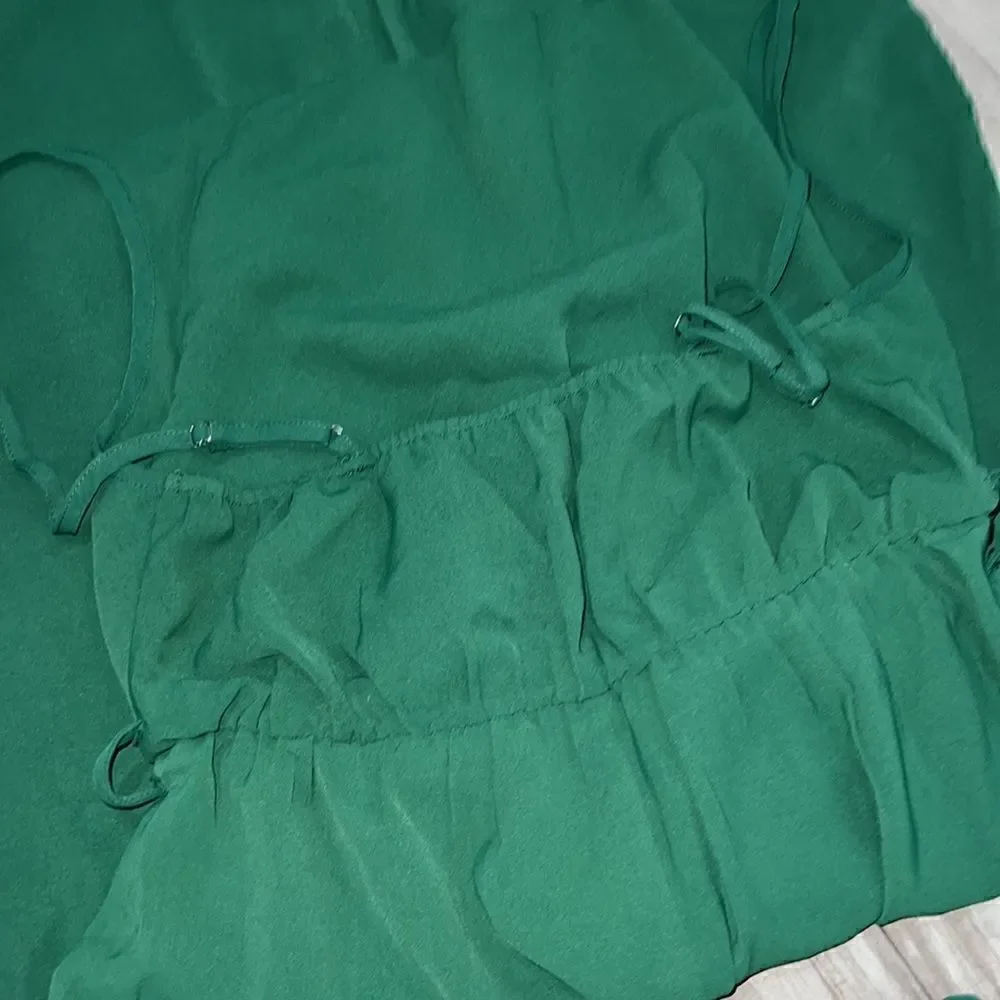 Jumpsuit    - Picture 2 of 3